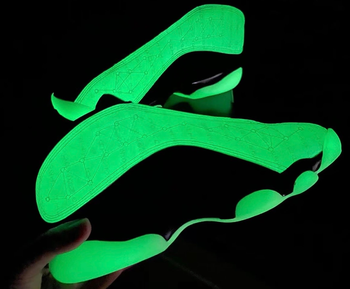 jordan 13 glow in the dark