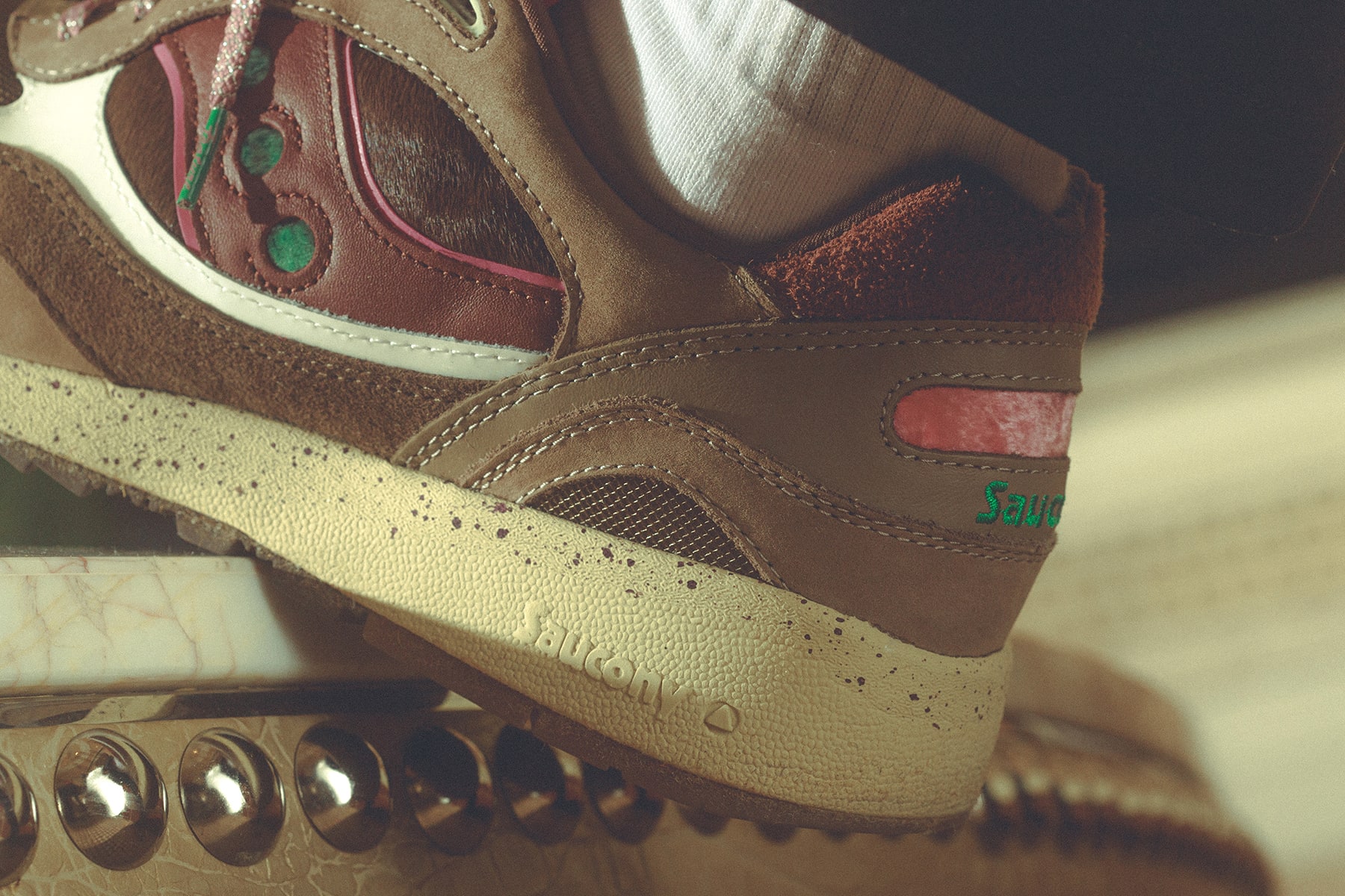 Feature x Saucony Shadow 6000 'Chocolate Chip'