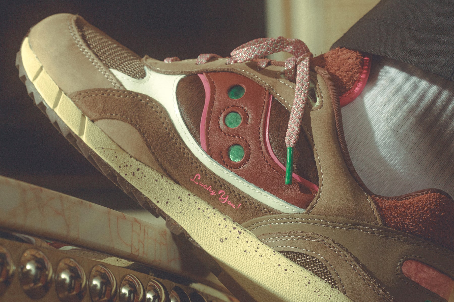 Feature x Saucony Shadow 6000 'Chocolate Chip'