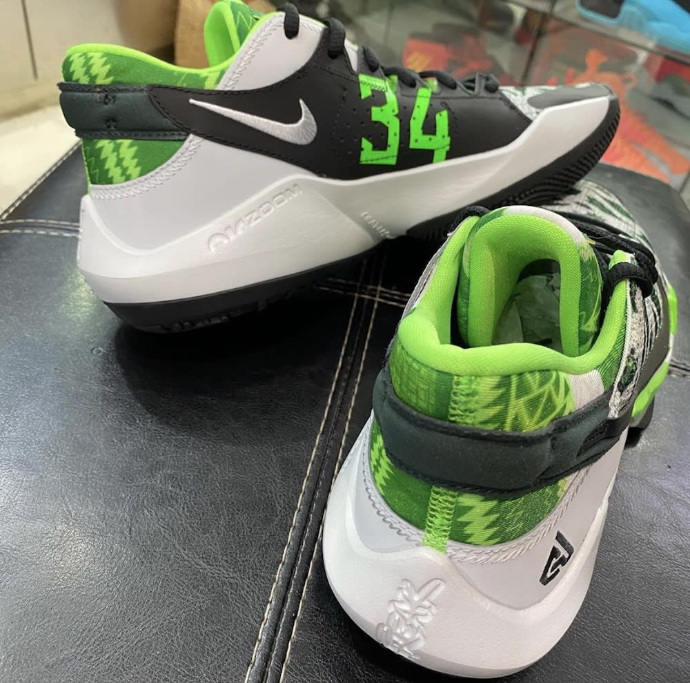 zoom freak 2