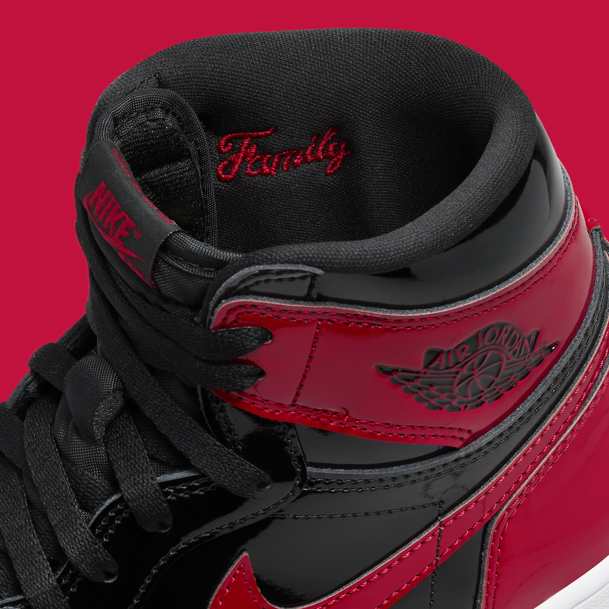 Air Jordan 1 I Bred Patent Leather Release Date 555088-063 Lining