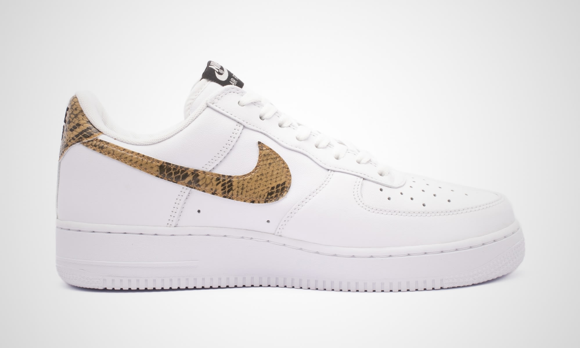 nike air force one snake