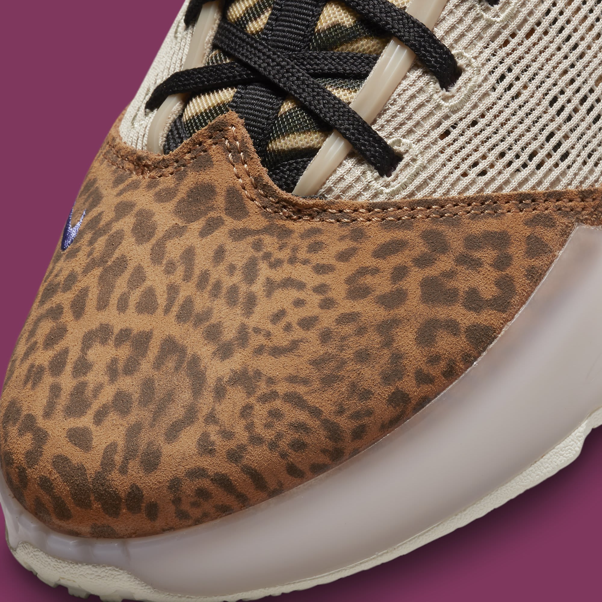 Nike LeBron XIX 19 Low Safari DM1058-200 Toe Detail