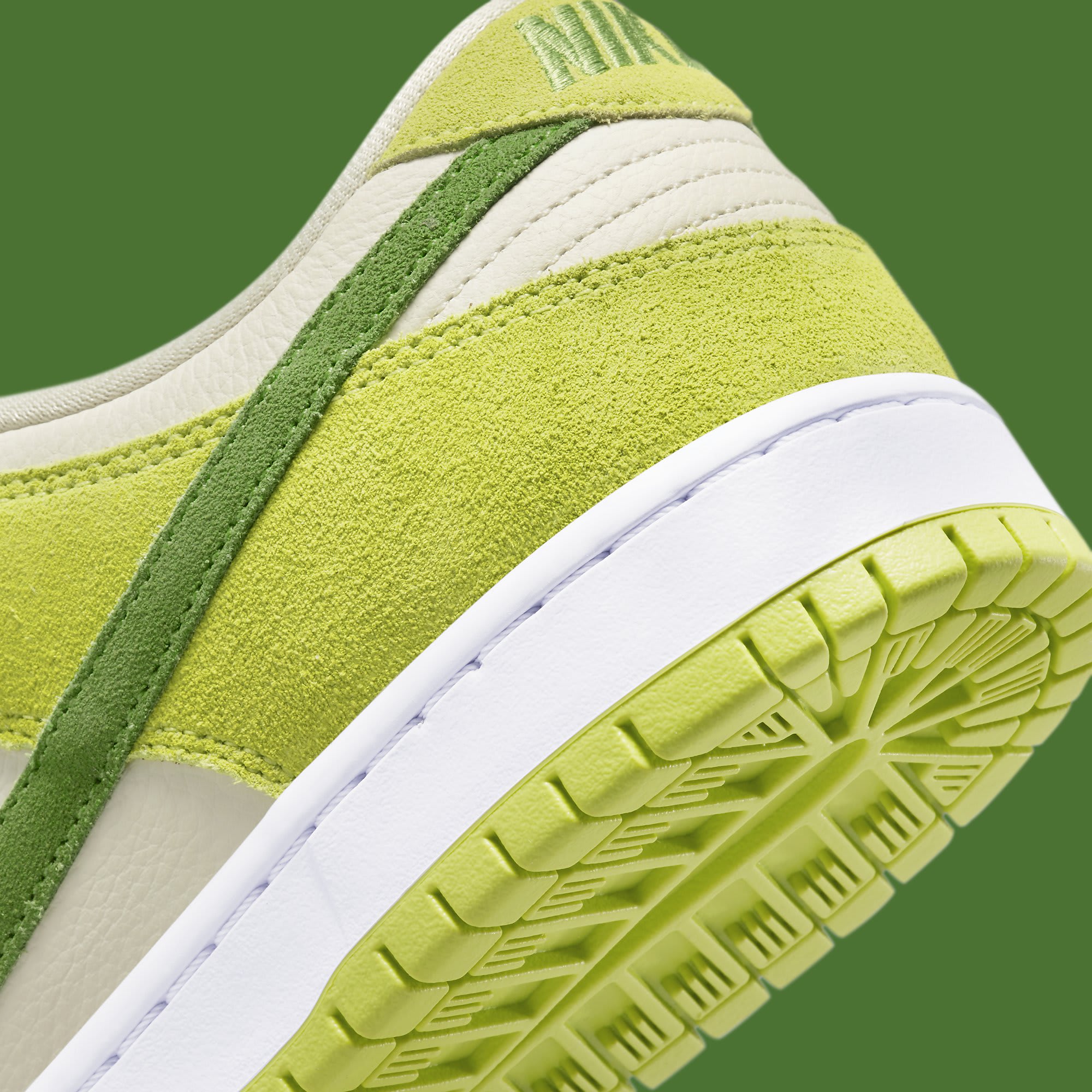 Nike SB Dunk Low 'Green Apple' Fruity Pack Release Date DM0807 300 