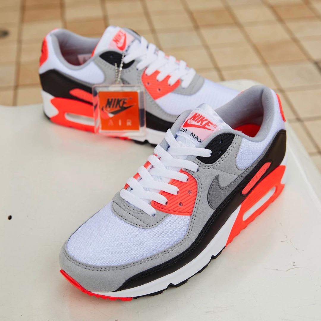 nike air max 1 infrared