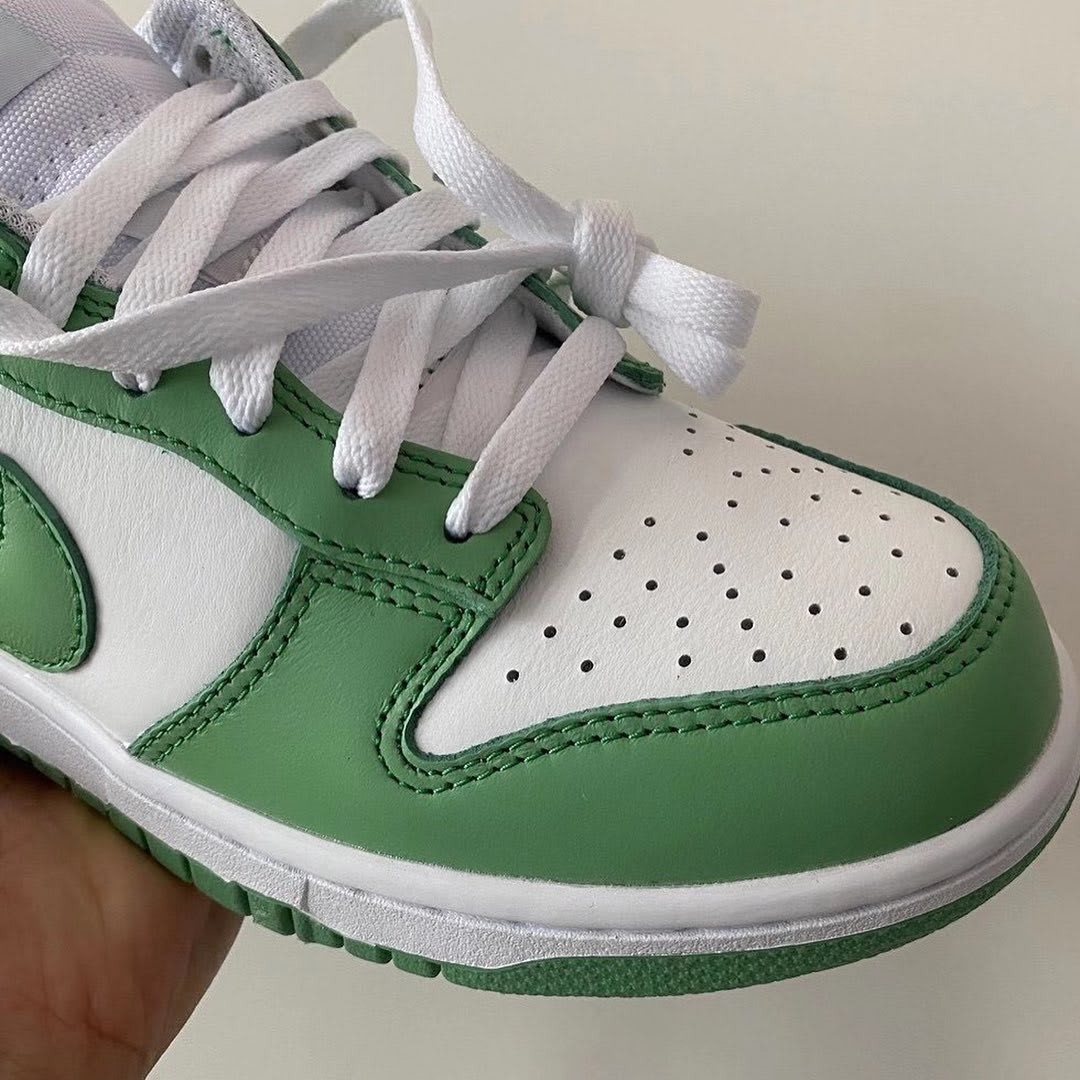 jordan dunk low green