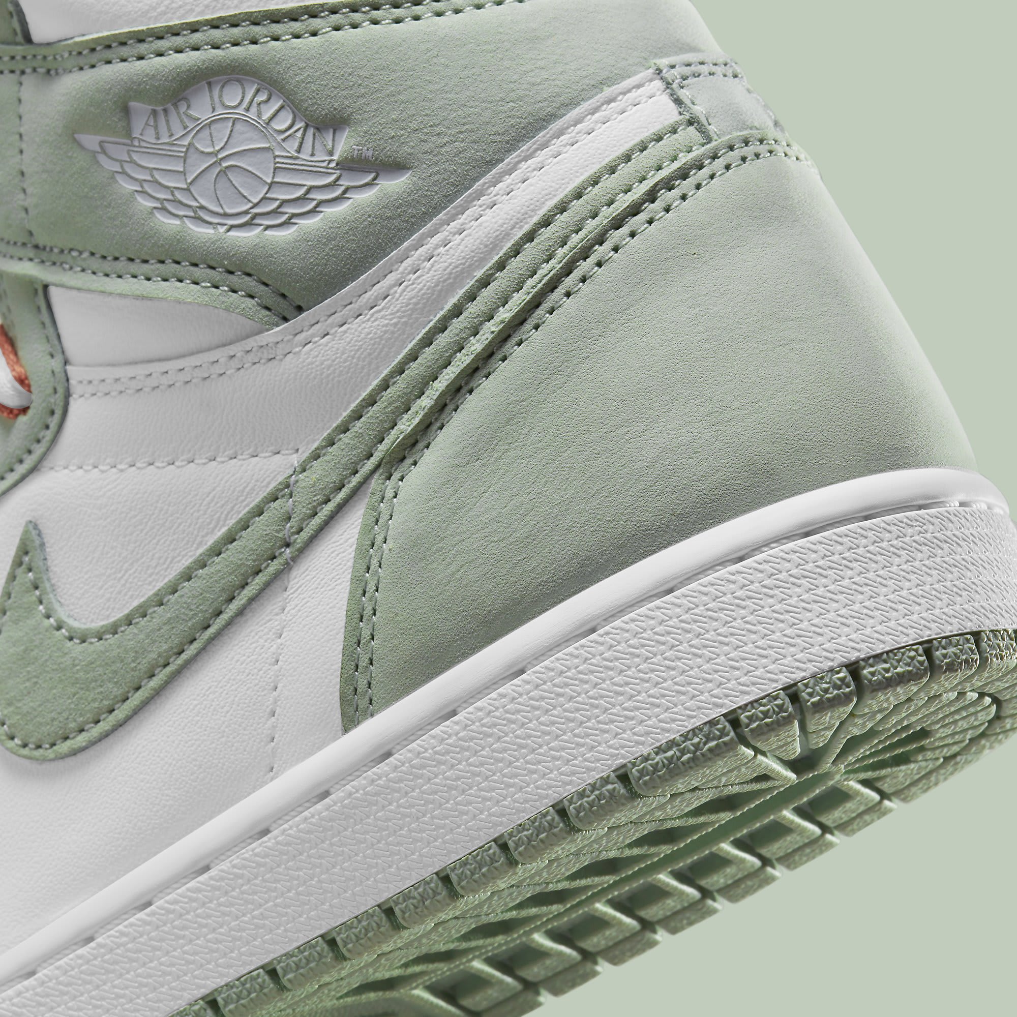 green jordan 1 aesthetic