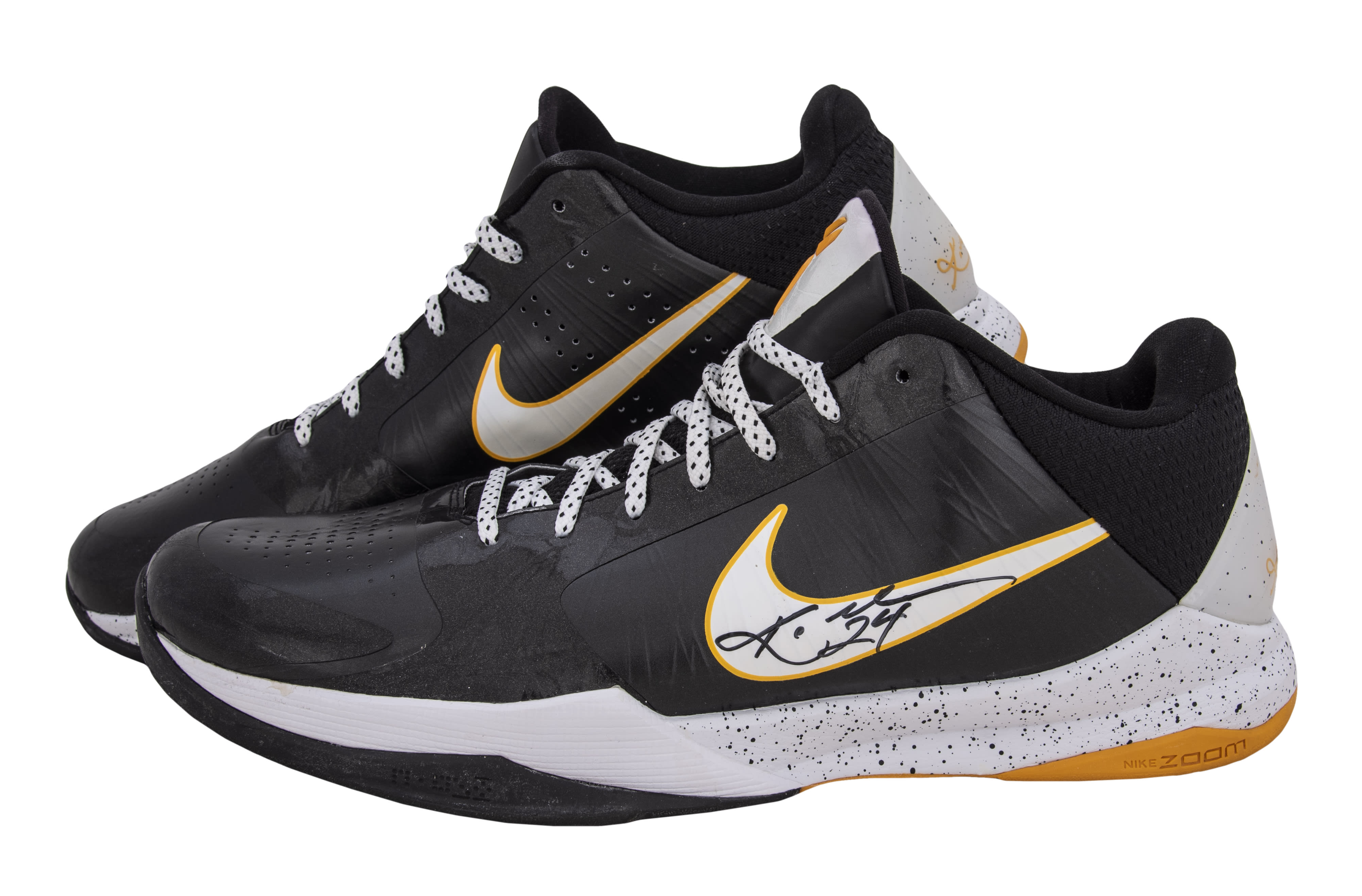 Kobe Bryant 'Hall of Fame' Auction Nike Kobe 5 'Del Sol'