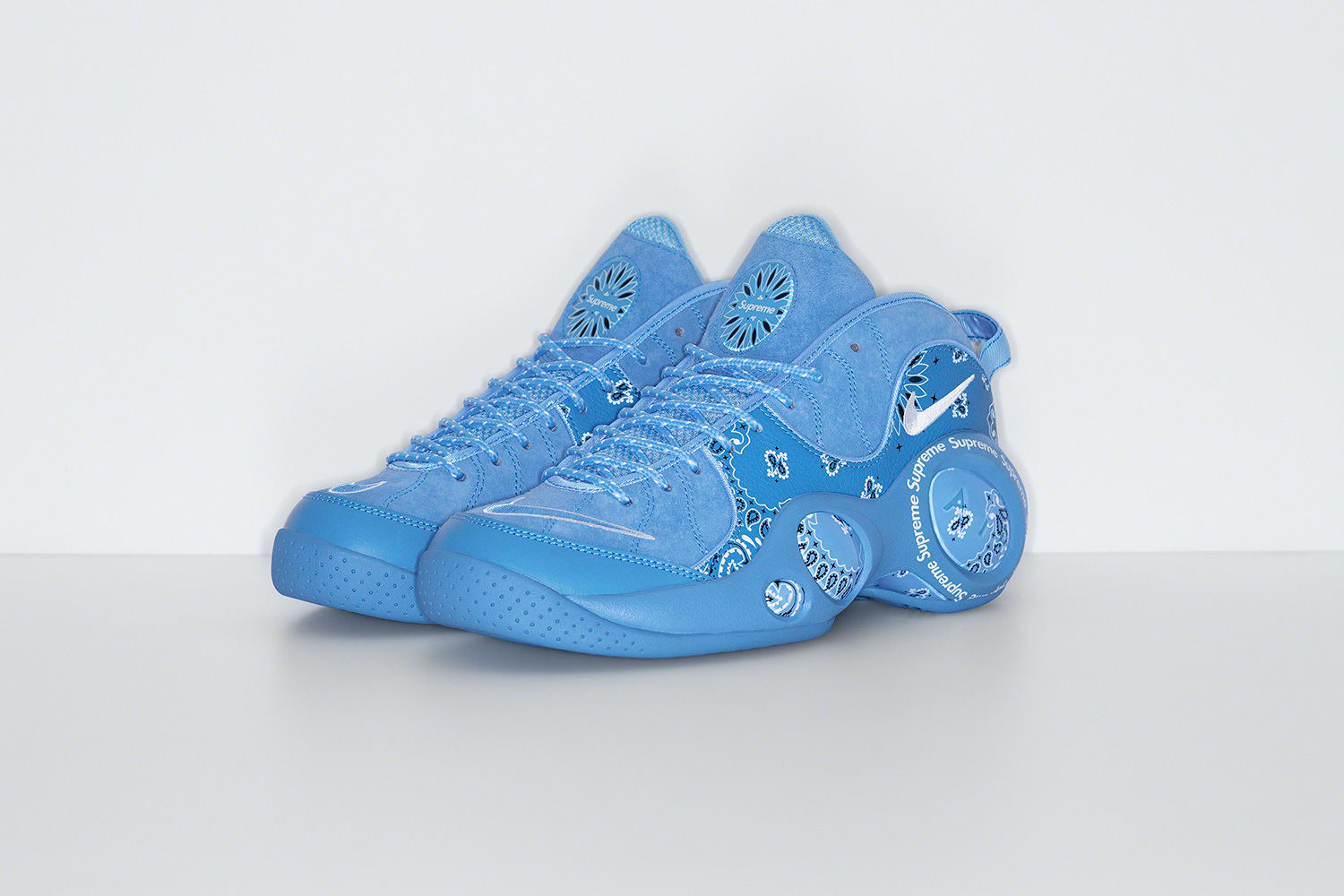 Supreme x Nike Air Zoom Flight 95 (Blue Front)